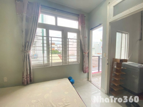 1PN FULL NỘI THẤT CÓ BANCOL GẦN ETOWN CỘNG HOÀ