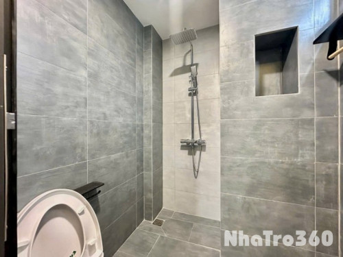 Cho thuê căn hộ Studio Ban công Q4 gần chợ 200, nhà thờ Xóm Chiếu, cầu Ông Lãnh