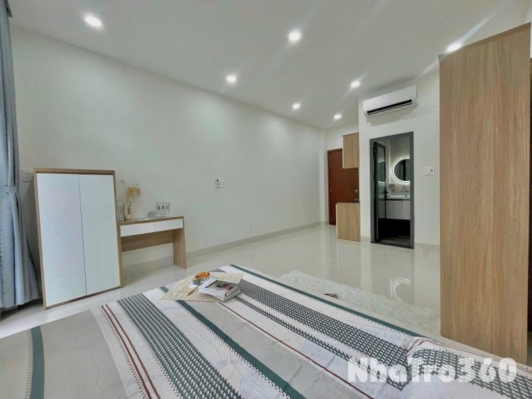 Căn hộ full nội thất tại Âu Dương Lân Quận 8