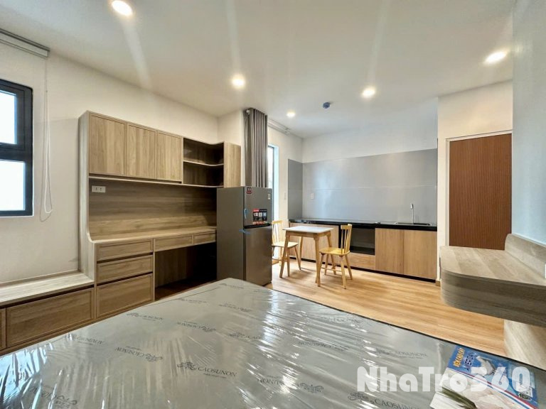 Cho thuê căn hộ Studio Ban công Q4 gần chợ 200, nhà thờ Xóm Chiếu, cầu Ông Lãnh