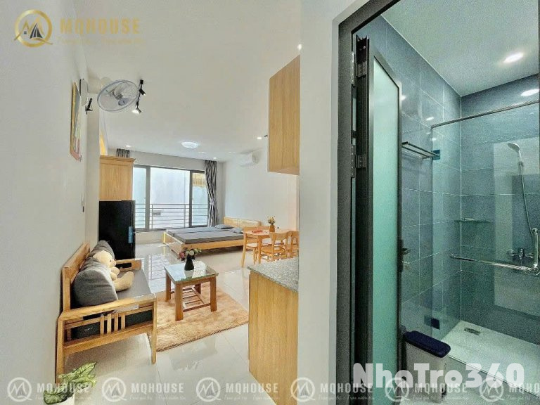 Cho thuê căn hộ có ban công thoáng gần sân bay TSN