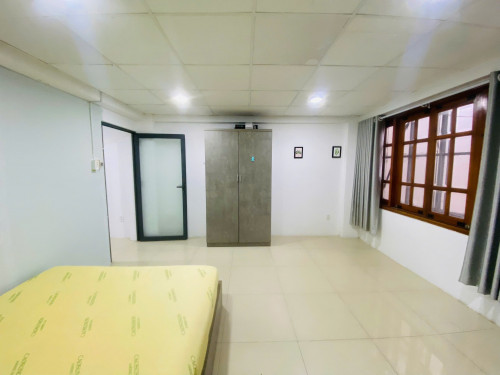 Khai trương phòng trọ giá rẻ đường Bạch Đằng gần sân bay Tân Sơn Nhất.