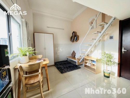 Duplex Cửa Sổ Trời Full NT Ở HV Hàng Ko Tân Bình