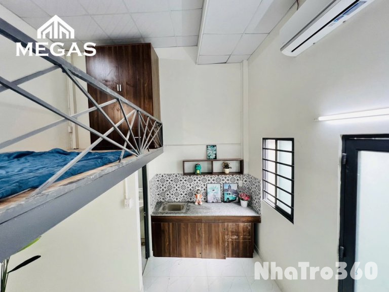 Căn Hộ Có Gác Cao 1M7 Ngay Etown Quận Tân Bình