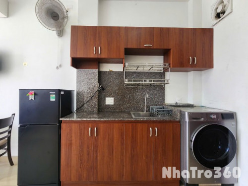 Studio ban công Q10 - gần công viên Thỏ Trắng, Đh Bách Khoa, Đh Huflit, ...