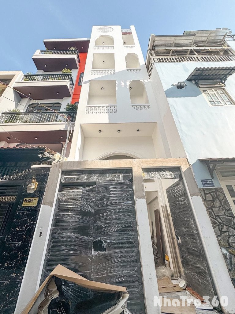 PHÒNG MỚI XÂY - BAN CÔNG