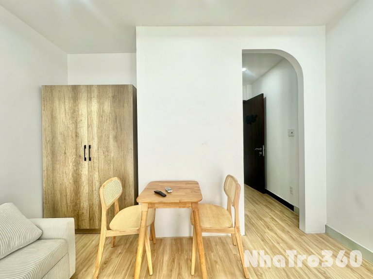 Studio tách bếp ban công Q1 - gần công viên Lê Văn Tám, chợ Tân Định, cầu Hoàng Hoa Thám,...