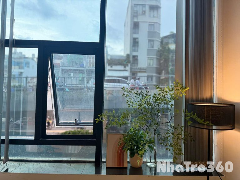 Studio cửa sổ lớn ngay chân cầu Nguyễn Văn Cừ, gần cầu chữ Y, chợ Rạch Ông,...