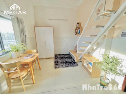 Duplex Cửa Sổ Trời Full NT Ở HV Hàng Ko Tân Bình
