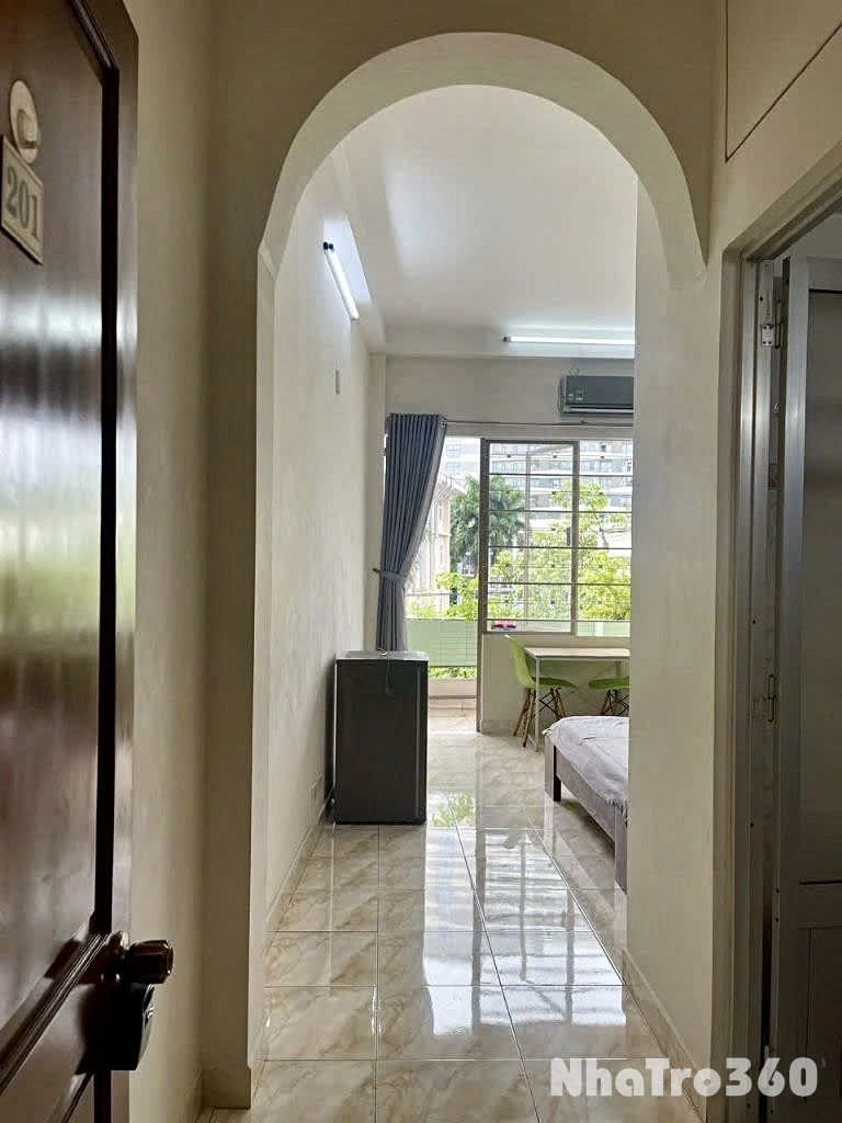 🏡 Cho thuê căn hộ ban công, Q8, Đường Hưng Phú, gần Cầu Chữ Y, Cầu Nguyễn Văn Cừ, ĐH Sài Gòn