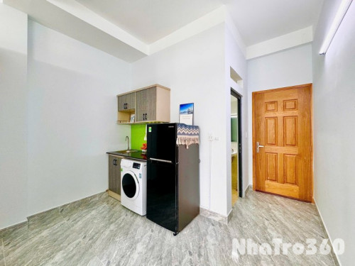 STUDIO CỬA SỔ FULL CÓ MGR GẦN ETOWN CỘNG HOÀ QTB