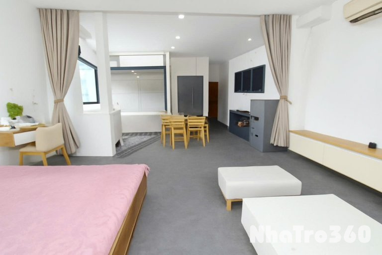 Căn hộ vừa khai trương cửa sổ trời gần sân bay TSN