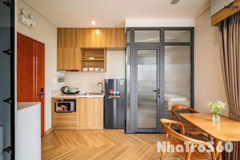 Căn hộ ban công full nội thất gần sân bay