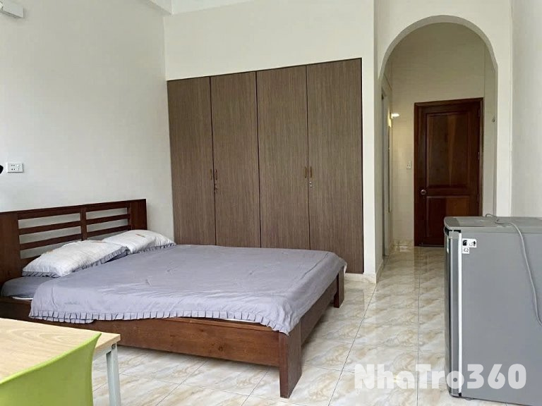 🏡 Cho thuê căn hộ ban công, Q8, Đường Hưng Phú, gần Cầu Chữ Y, Cầu Nguyễn Văn Cừ, ĐH Sài Gòn