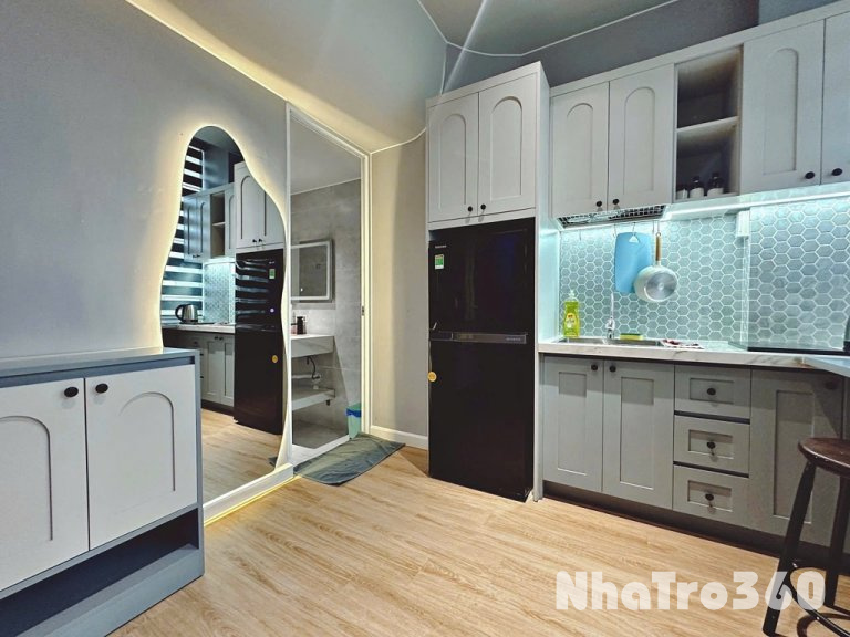 Siêu hot căn hộ 1PN chill khỏi bàn gần sân bay TSN