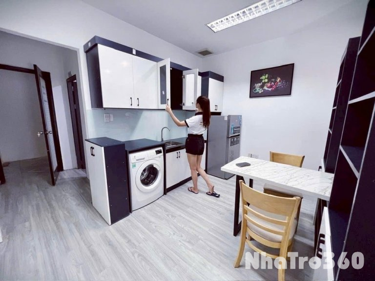 Trống sẵn căn tách bếp ban công gần sân bay TSN