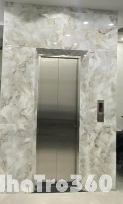 Nhà mình cho thuê nhà mới, hai cửa đi, 101m2_ 5T; vỉa hè, Đội Cấn-35 Tr