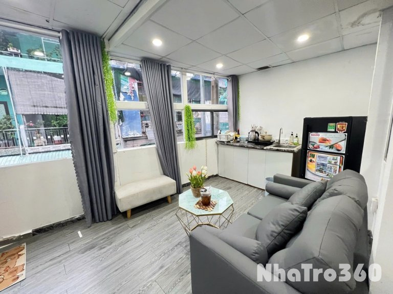 Căn hộ 1 phòng ngủ full nội thất gần sân bay