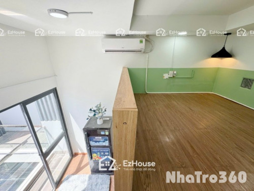 Căn hộ duplex full NT có ban công gần sân bay TSN