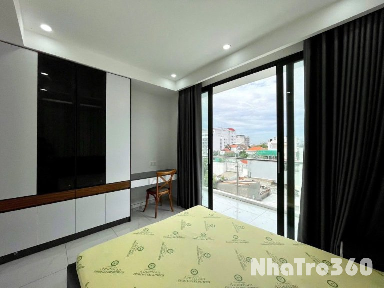 Căn hộ 1 phòng ngủ ban công gần sân bay