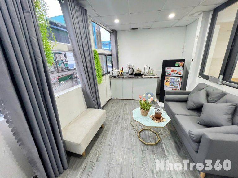 Căn hộ 1 phòng ngủ full nội thất gần sân bay