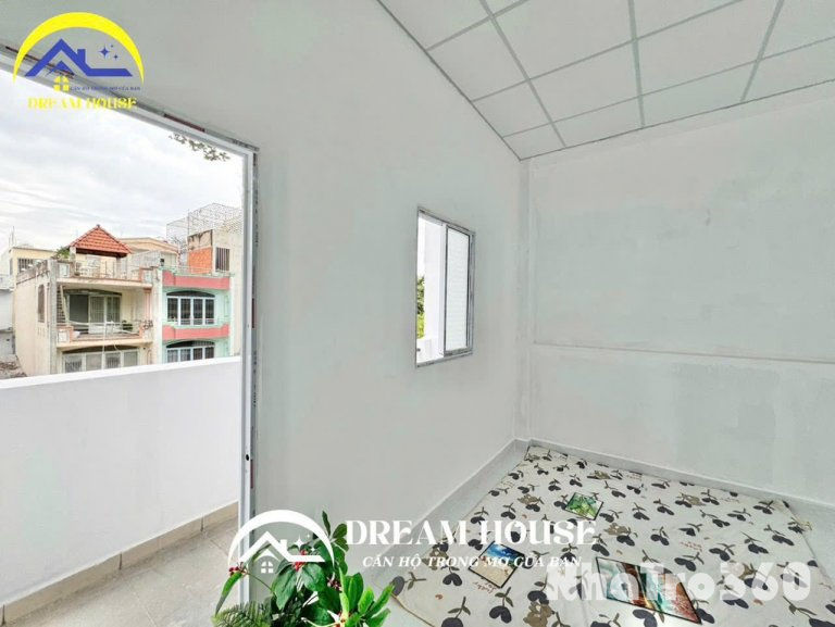 Full nội thất, studio, ban công, tách bếp, giá rẻ