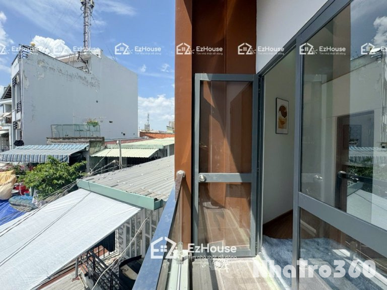 Căn hộ duplex full NT có ban công gần sân bay TSN