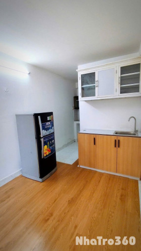 Studio ban công thoáng Q10 - gần Vạn Hạnh Mall, Đh Bách Khoa, Đh Huflit, Siêu thị Go,...