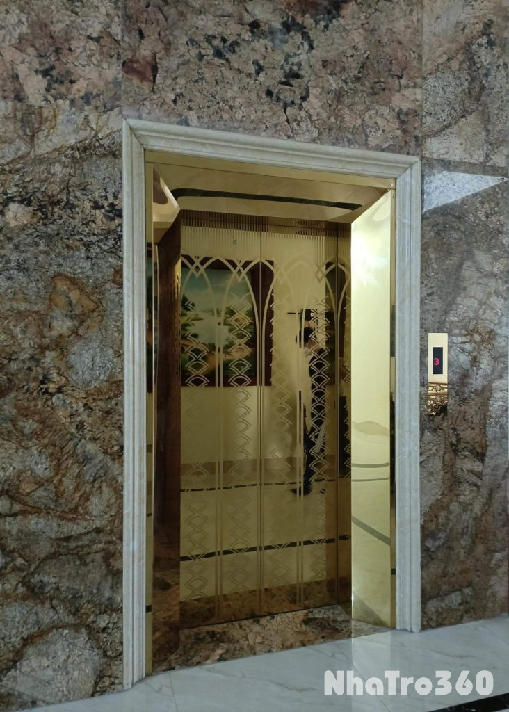 Cho thuê nhà hai mặt tiền,mới, Lạc Long Quân, 104m2x 5T vỉa hè 29 Tr