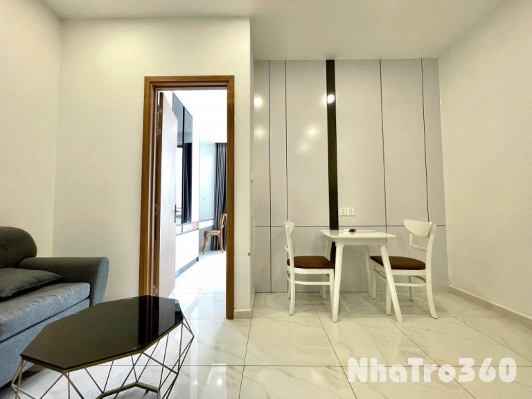 Căn hộ 1 phòng ngủ ban công gần sân bay