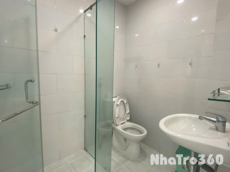 Cho thuê căn hộ ban công, Q8, Đường Âu Dương Lân, gần Cầu Chữ Y, Cầu Nguyễn Văn Cừ, ĐH Sài Gòn