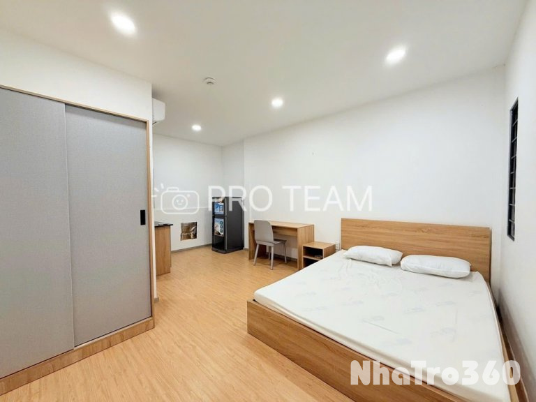 Gần VAA – HUFLIT – HUIT – VHU. Studio 30m2 cửa sổ