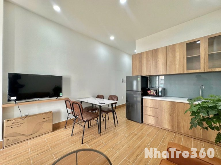 Căn hộ full nội thất tại Hồ Bá Kiện Quận 10