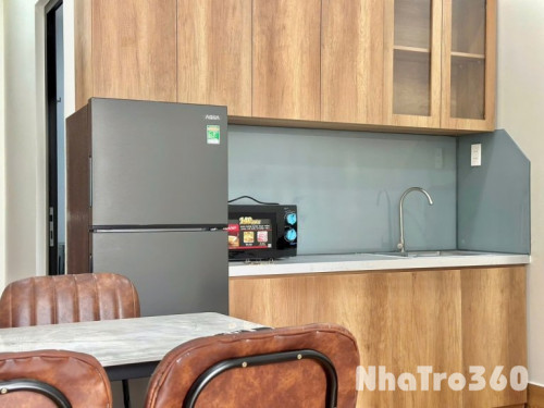 Căn hộ full nội thất tại Hồ Bá Kiện Quận 10