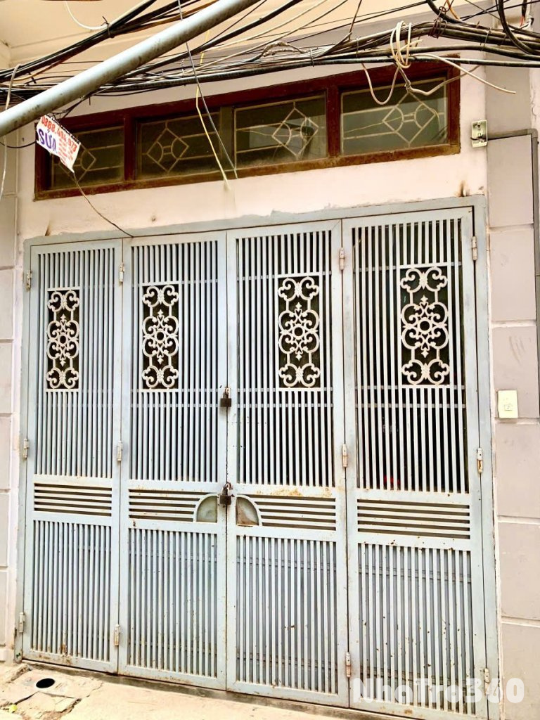 Cho thuê nhà  ngõ 20 Đại La, 32m² x 4 tầng, 3PN, 3 wc, 9 triệu/tháng