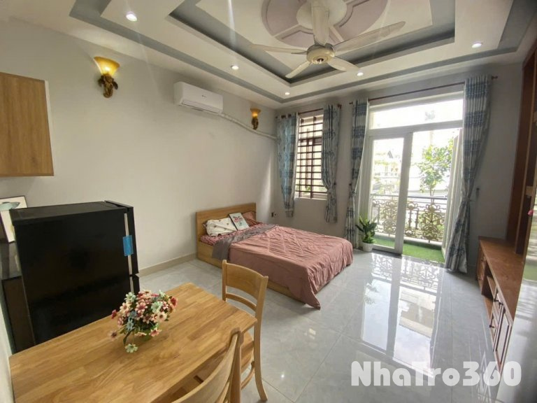 CĂN HỘ CÓ BAN CÔNG FULL NỘI THẤT NGAY TÂN BÌNH