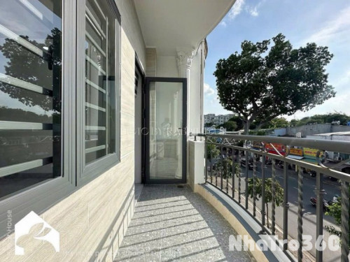 CĂN HỘ BAN CÔNG FULL NỘI THẤT 50m2 NGAY TÂN BÌNH