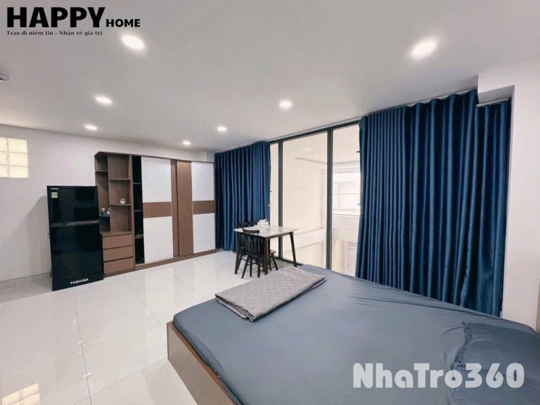 Vừa khai trương phòng trọ có ban công gần sân bay