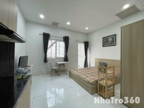 STUDIO FULL NỘI THẤT, BAN CÔNG, MÁY GIẶT RIÊNG Q8
