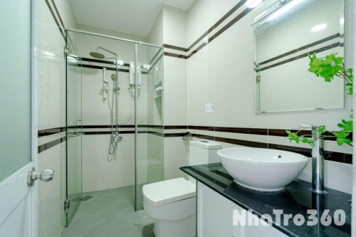 ✨️Cho thuê căn studio ban công ngay chân cầu Nguyễn Văn Cừ quận 1