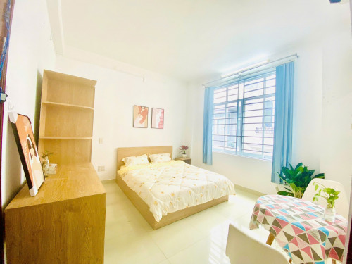 Cho thuê căn studio tách bếp cửa sổ thoáng Q1, gần chợ Thái Bình, nhà khách Phương Nam, Nowzone,...
