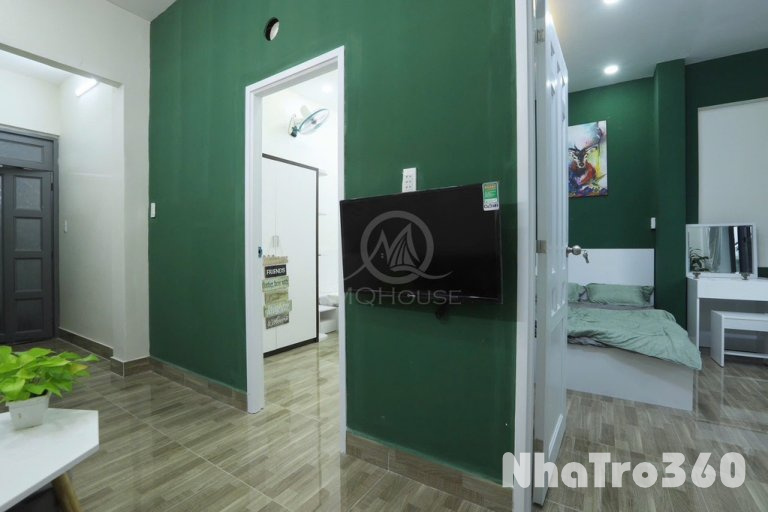 Cho thuê căn hộ 2PN có ban công gần sân bay TSN,TB