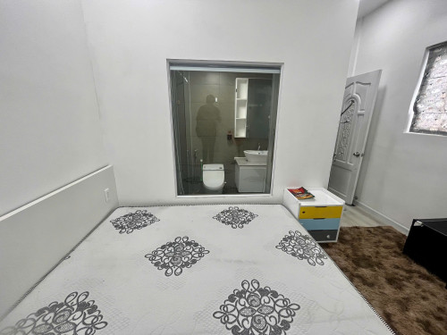 Cho thuê phòng trọ studio có nội thất đường Nguyễn Thanh Tuyền gần sân bay Tân Sơn Nhất.