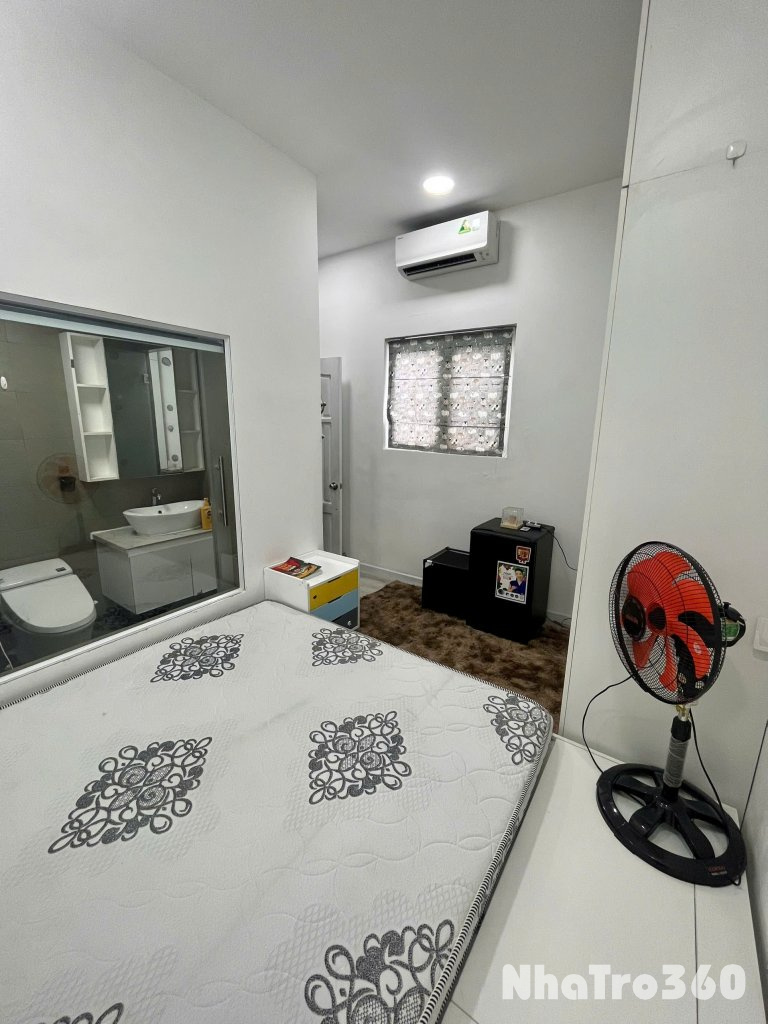 Cho thuê phòng trọ studio có nội thất đường Nguyễn Thanh Tuyền gần sân bay Tân Sơn Nhất.