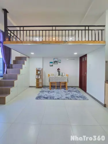 DUPLEX CỬA SỔ TRỜI CÓ NỘI THẤT GẦN ĐH CÔNG THƯƠNG