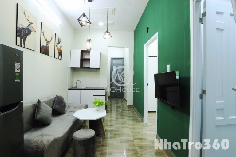 Cho thuê căn hộ 2PN có ban công gần sân bay TSN,TB