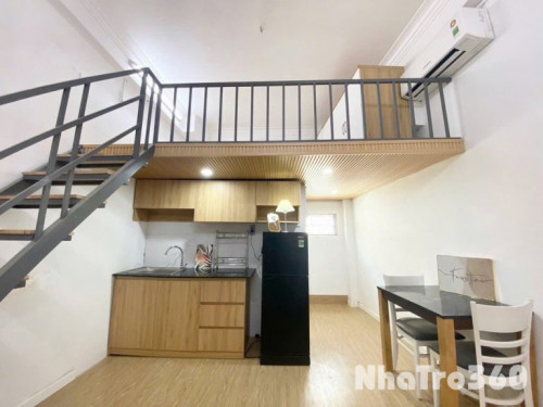 CĂN HỘ GÁC LƯNG TÁCH BẾP CÓ CỬA SỔ NGAY TÂN BÌNH