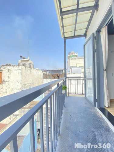 CĂN HỘ TÁCH BẾP QUẬN 1 - BAN CÔNG THOÁNG