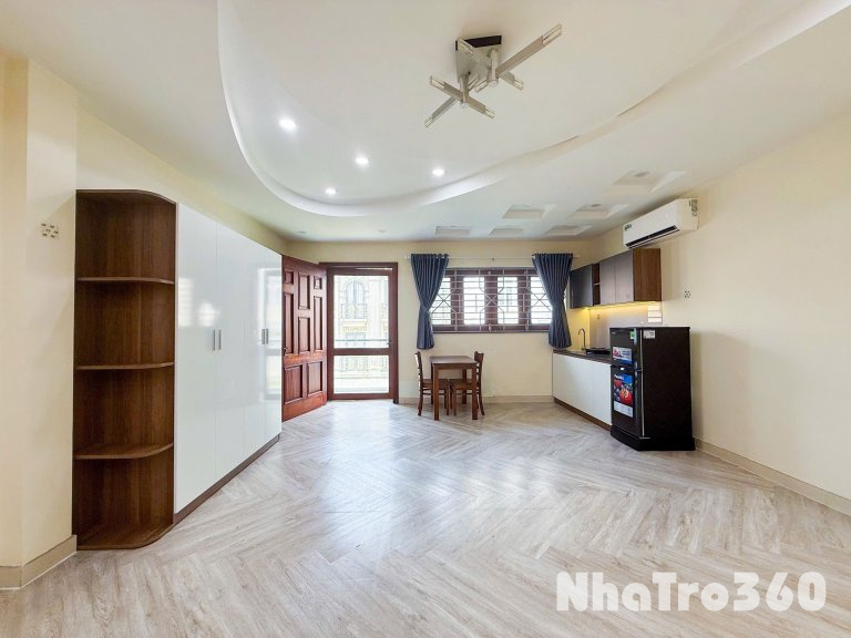 Cho thuê căn hộ Studio Ban công rộng 40m2 ngay khu Trung Sơn gần ĐH Tôn Đức Thắng, RMIT, vòng xoay Trung Sơn