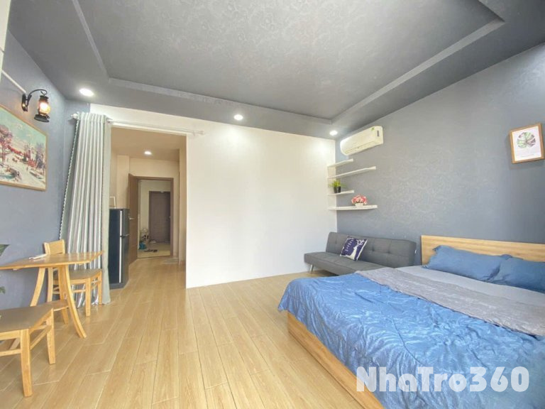 CĂN HỘ TÁCH BẾP QUẬN 1 - BAN CÔNG THOÁNG